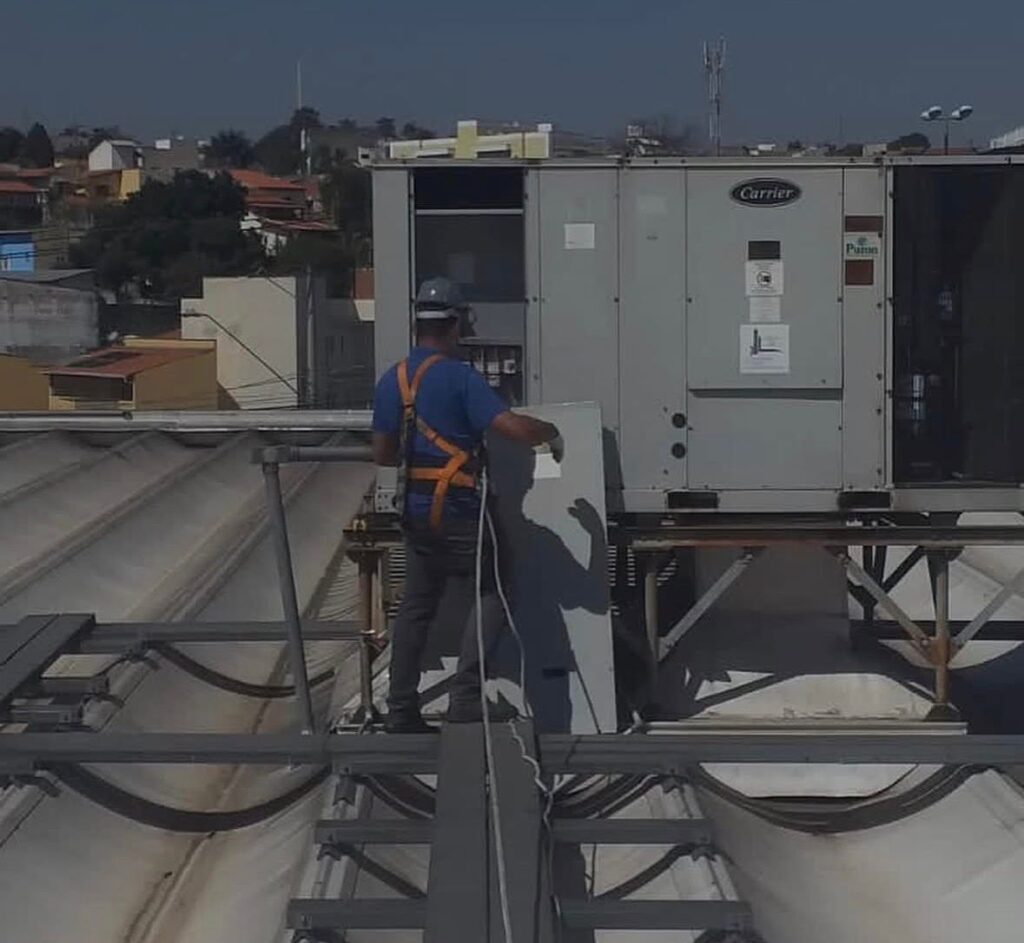 instalação de sistema VRF e VRV